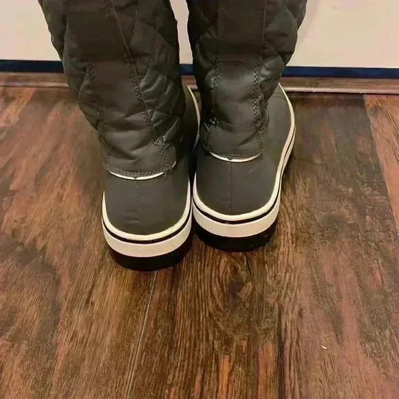 Aleader Tall Lace Up Weatherproof Boots SZ 7 - Picture 7 of 7